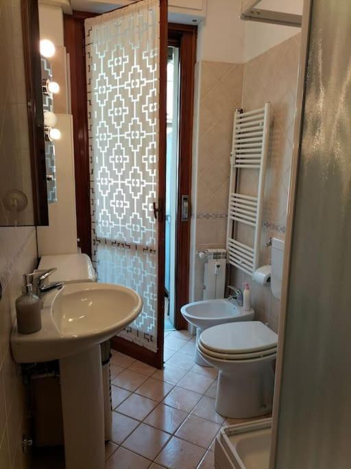 Casa Carla Rapallo Lägenhet Exteriör bild